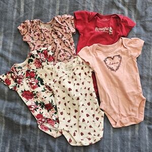 5/$20 Bundles Baby Place Set of 5 Floral Onesies/bodysuit, Size 3-6M